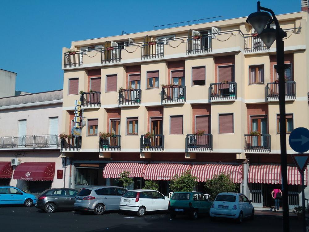 Hotel Ristorante Mommo Polistena Esterno foto